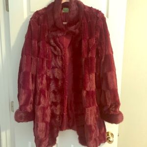 Burgundy Dennis Basso faux fur coat in size 1X.